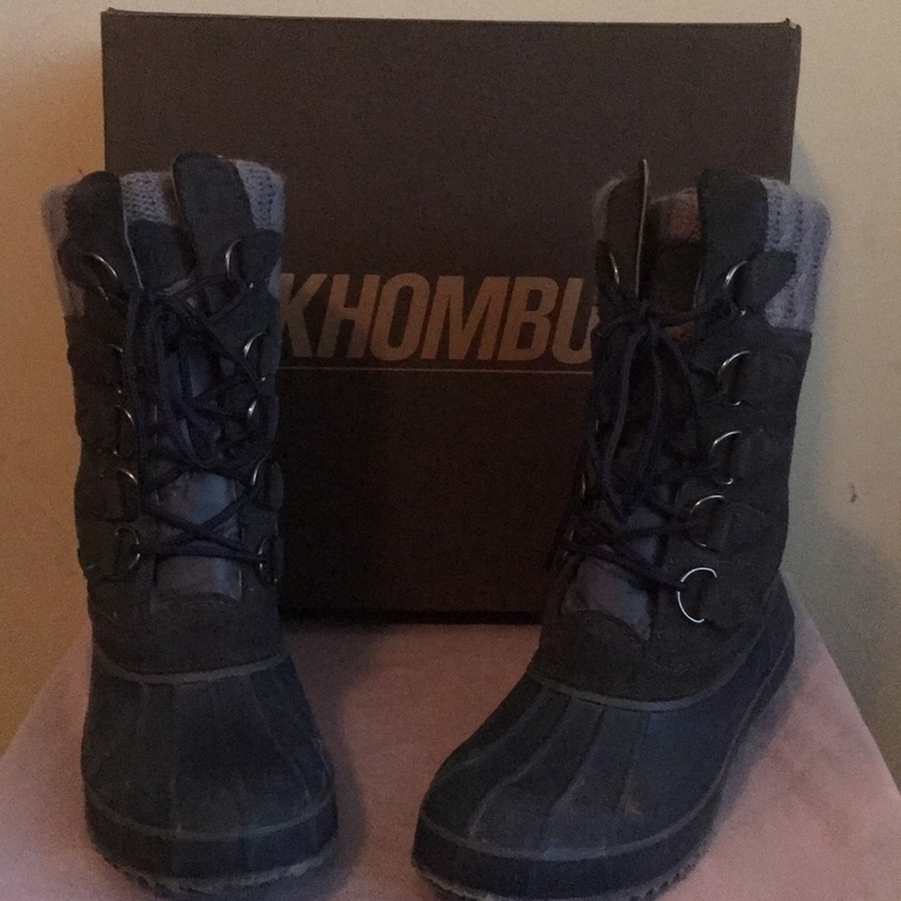 Khombu Cozy Boot